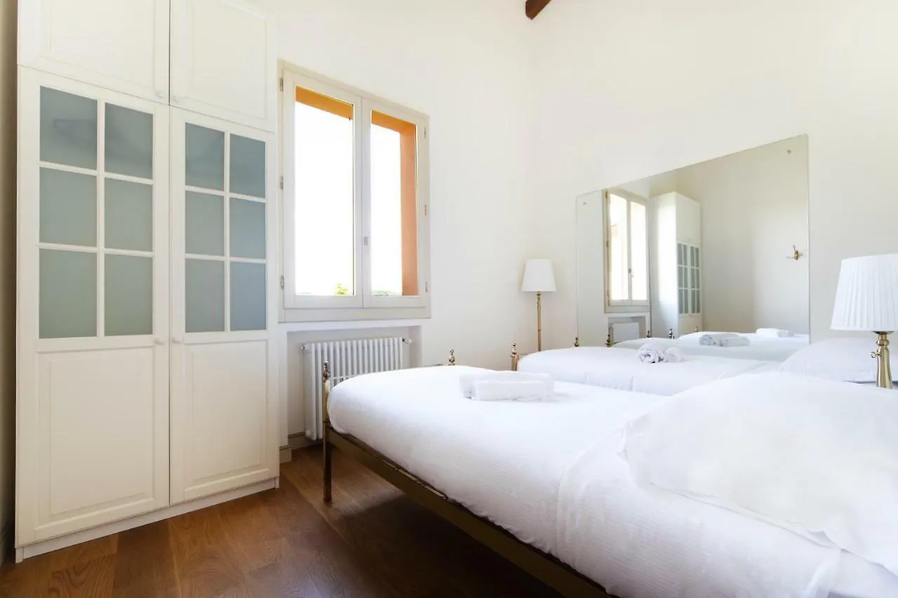Castel Arienti Halldis Apartment Bologna